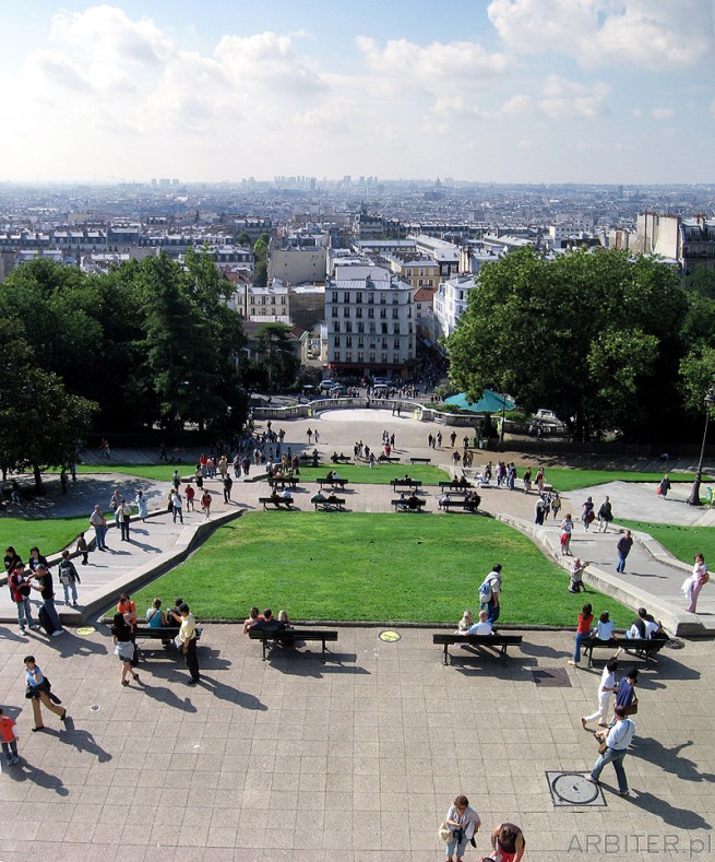 Widok na Paryż i w oddali City